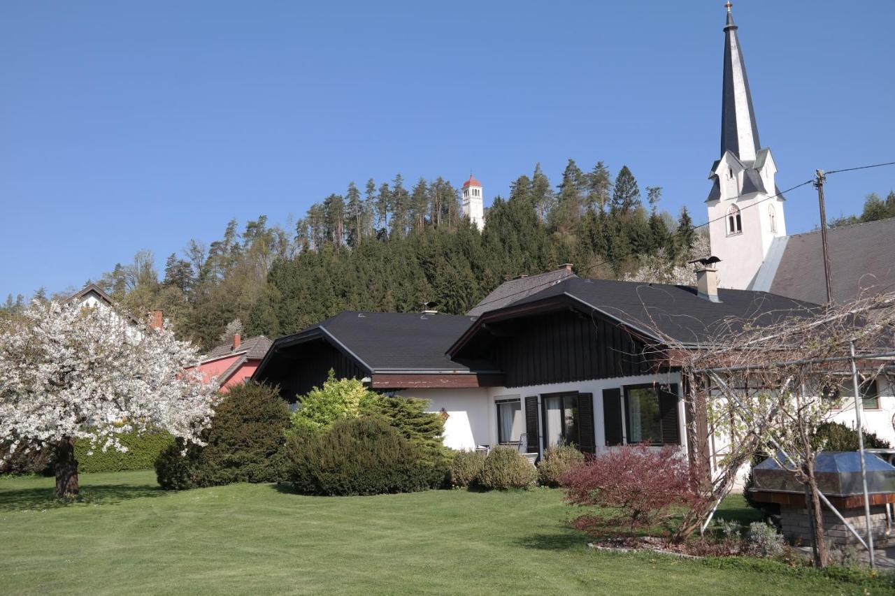 V Gemuetliches Gartenhaus Smihel nad Pliberkom Dış mekan fotoğraf