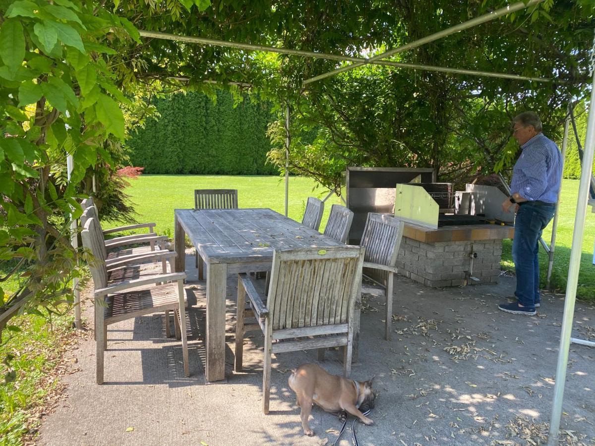 V Gemuetliches Gartenhaus Smihel nad Pliberkom Dış mekan fotoğraf