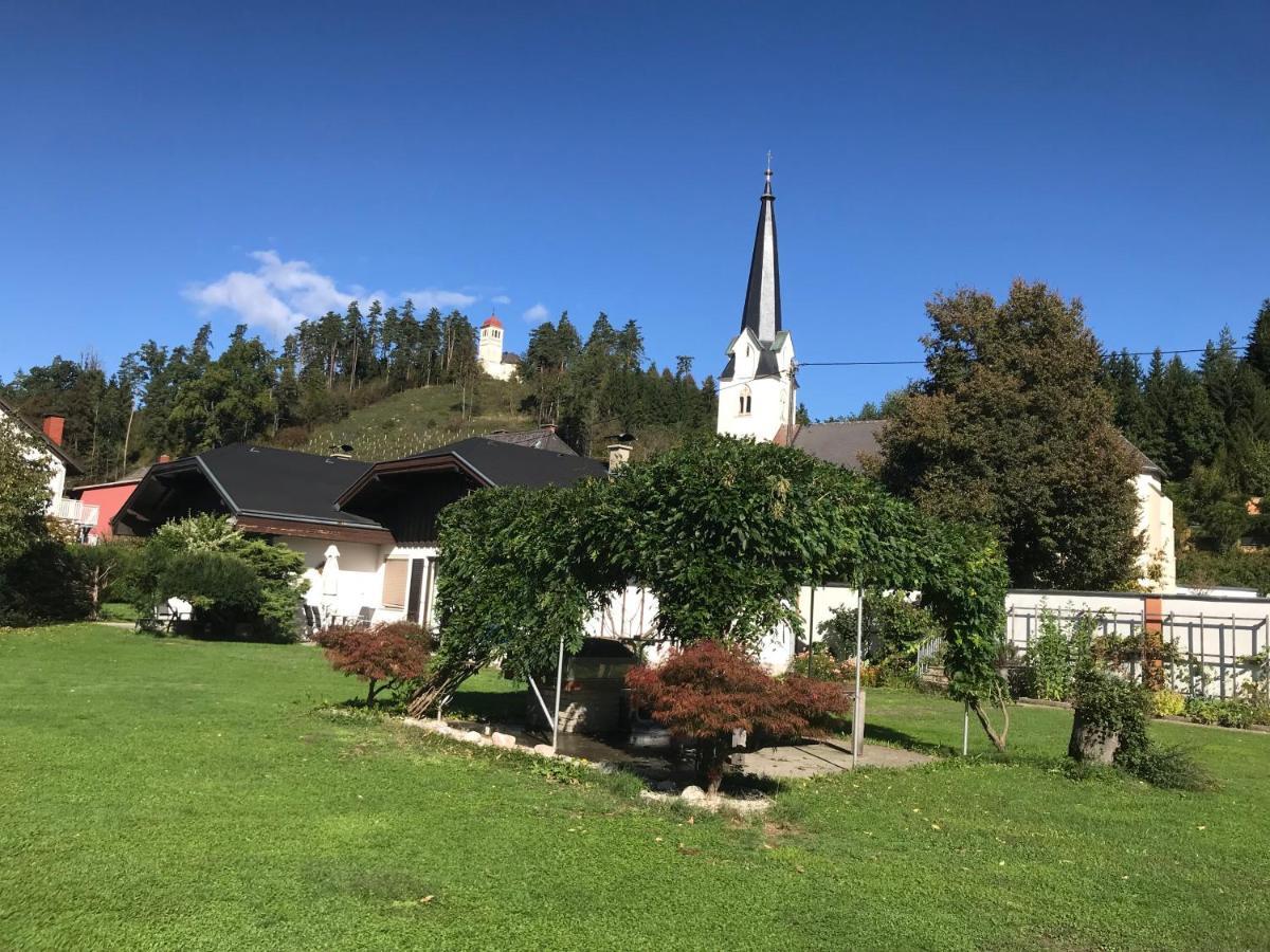 V Gemuetliches Gartenhaus Smihel nad Pliberkom Dış mekan fotoğraf